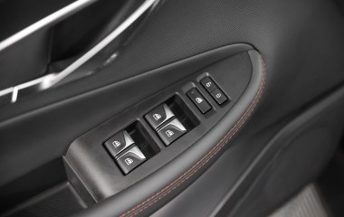 Changan UNI-T FWD Tech DCT превью 13