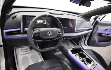 Changan UNI-T FWD DCT превью 7