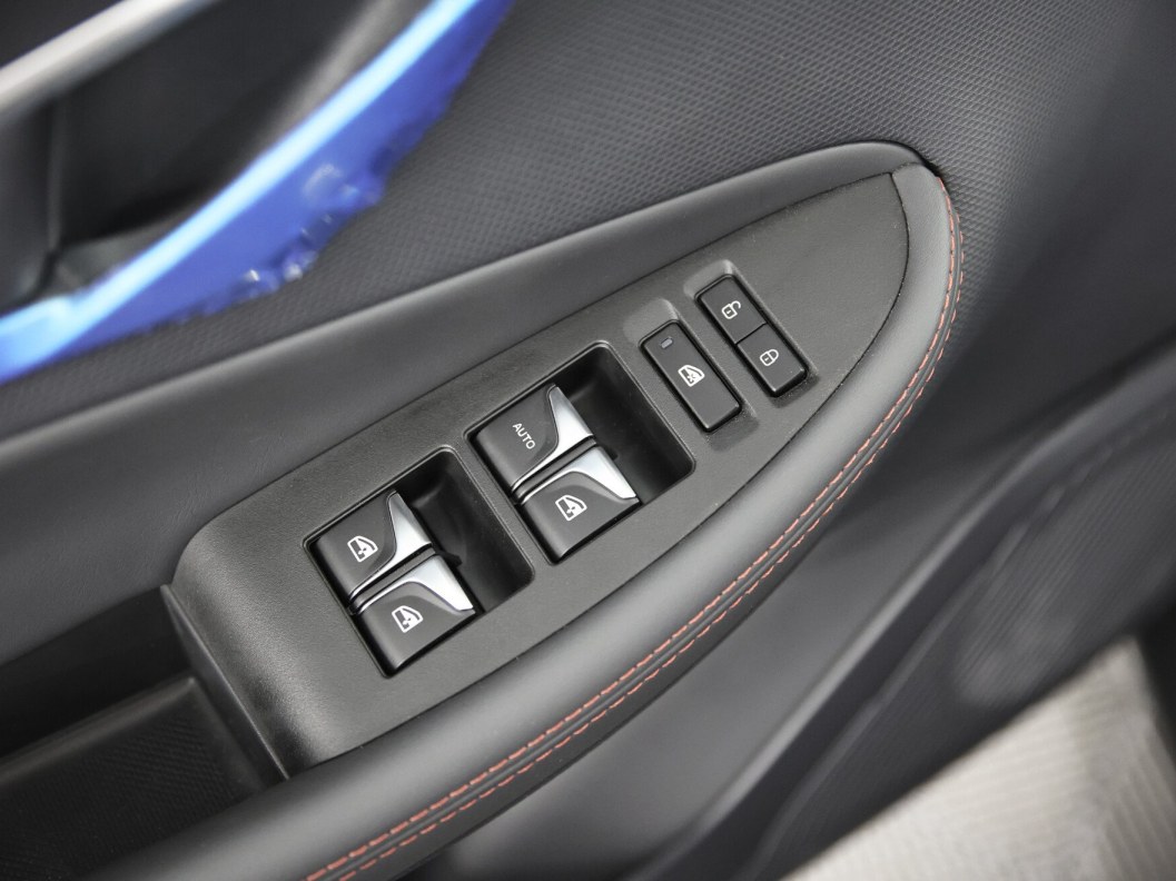Changan UNI-T FWD Luxe DCT фото 11