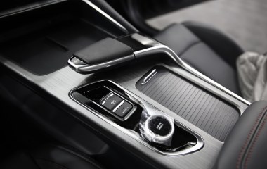 Changan UNI-T FWD Luxe DCT превью 12