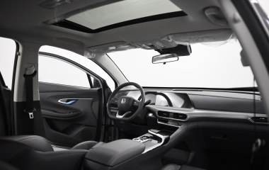 Changan UNI-T FWD Luxe DCT превью 9