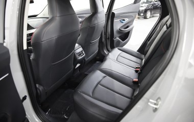 Changan UNI-T FWD Luxe DCT превью 11