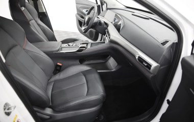 Changan UNI-T FWD DCT превью 10