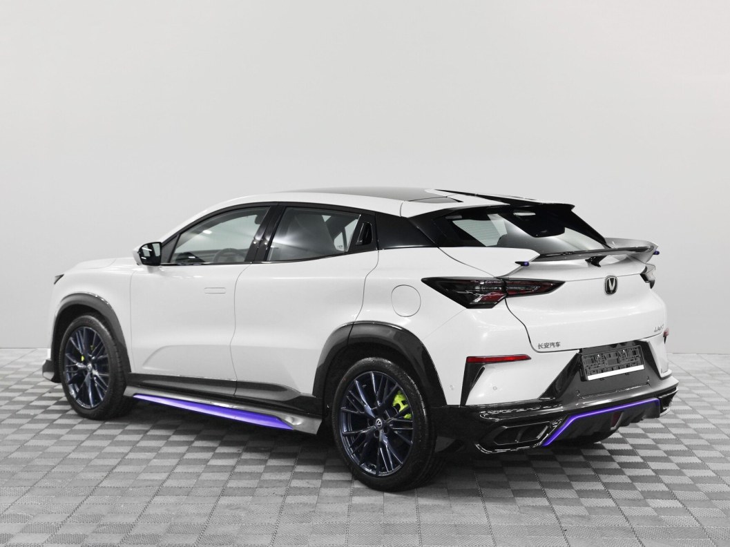 Changan UNI-T Exclusive DCT фото 5