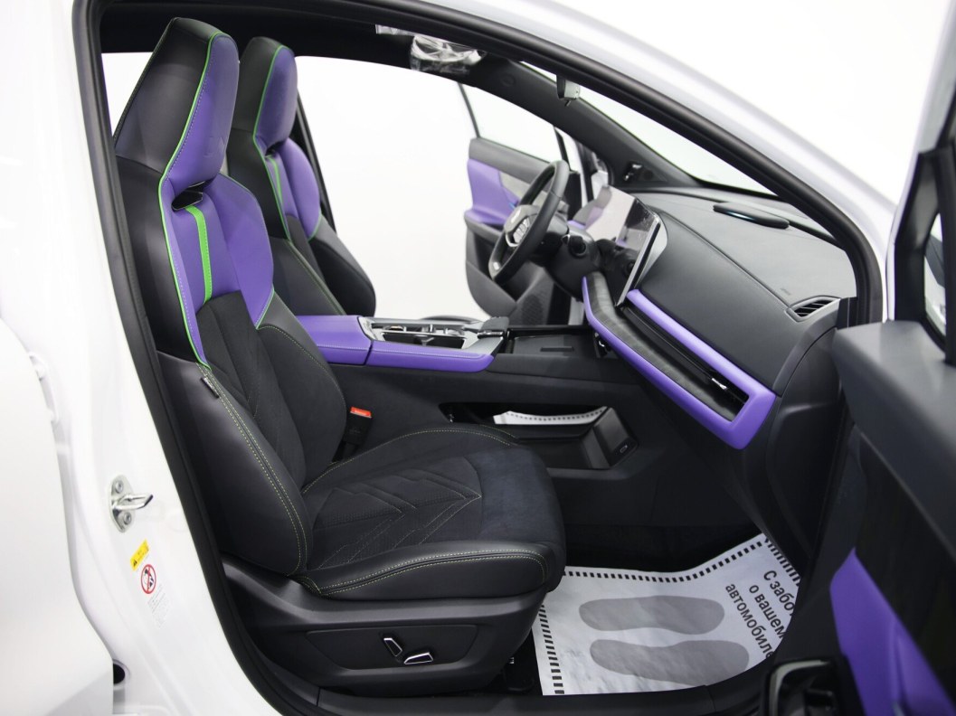 Changan UNI-T Exclusive DCT фото 8