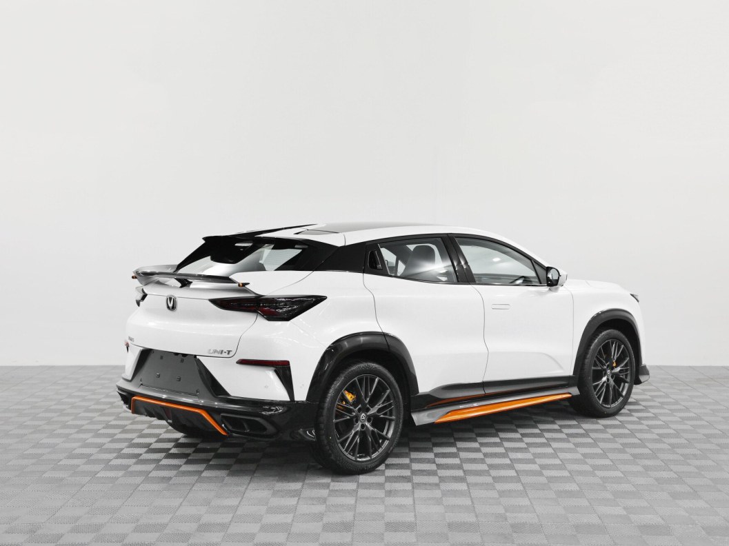 Changan UNI-T Exclusive DCT фото 4