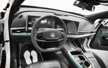 Changan UNI-T Exclusive DCT превью 7