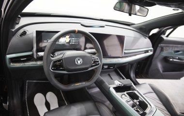 Changan UNI-T Exclusive DCT превью 7