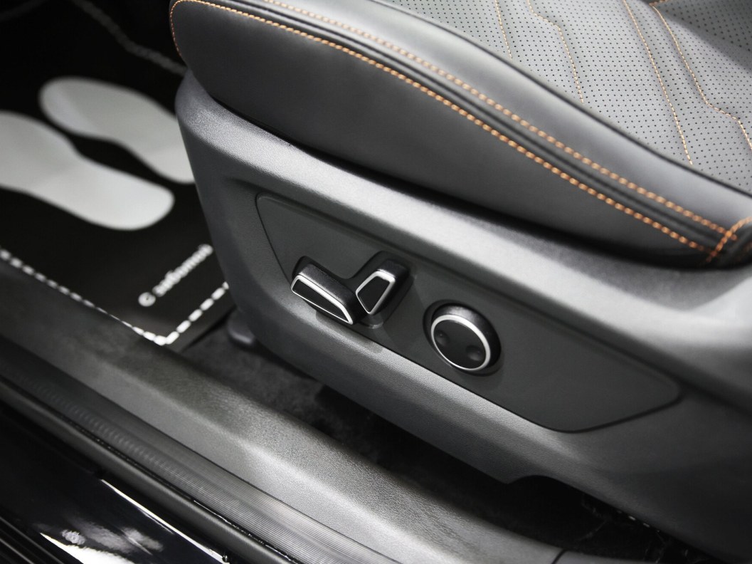 Changan UNI-T Exclusive DCT фото 13