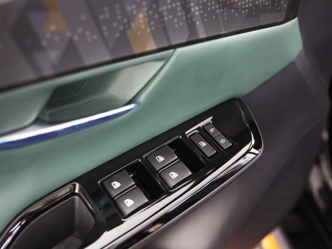 Changan UNI-T Exclusive DCT фото 14