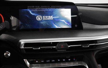 Changan CS35PLUS Tech DCT превью 14