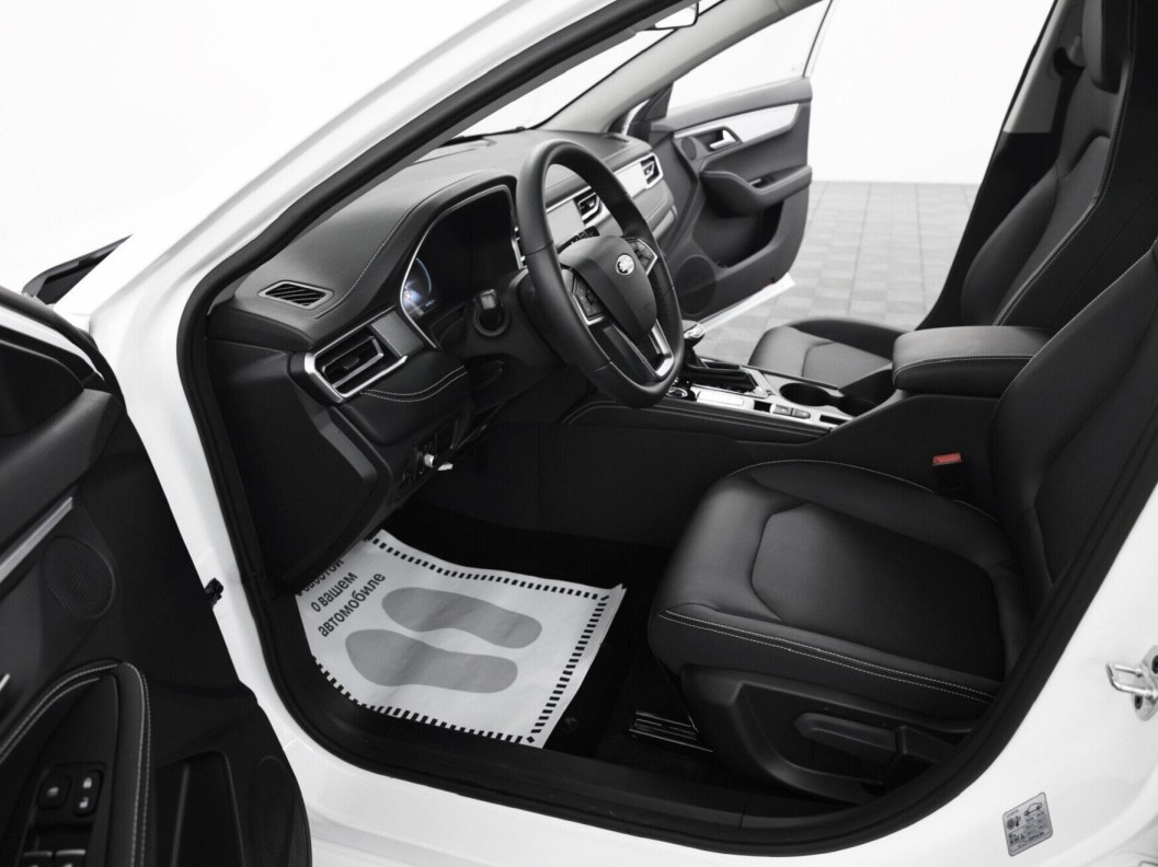 JAC J7 Luxury CVT, 2023 фото 6