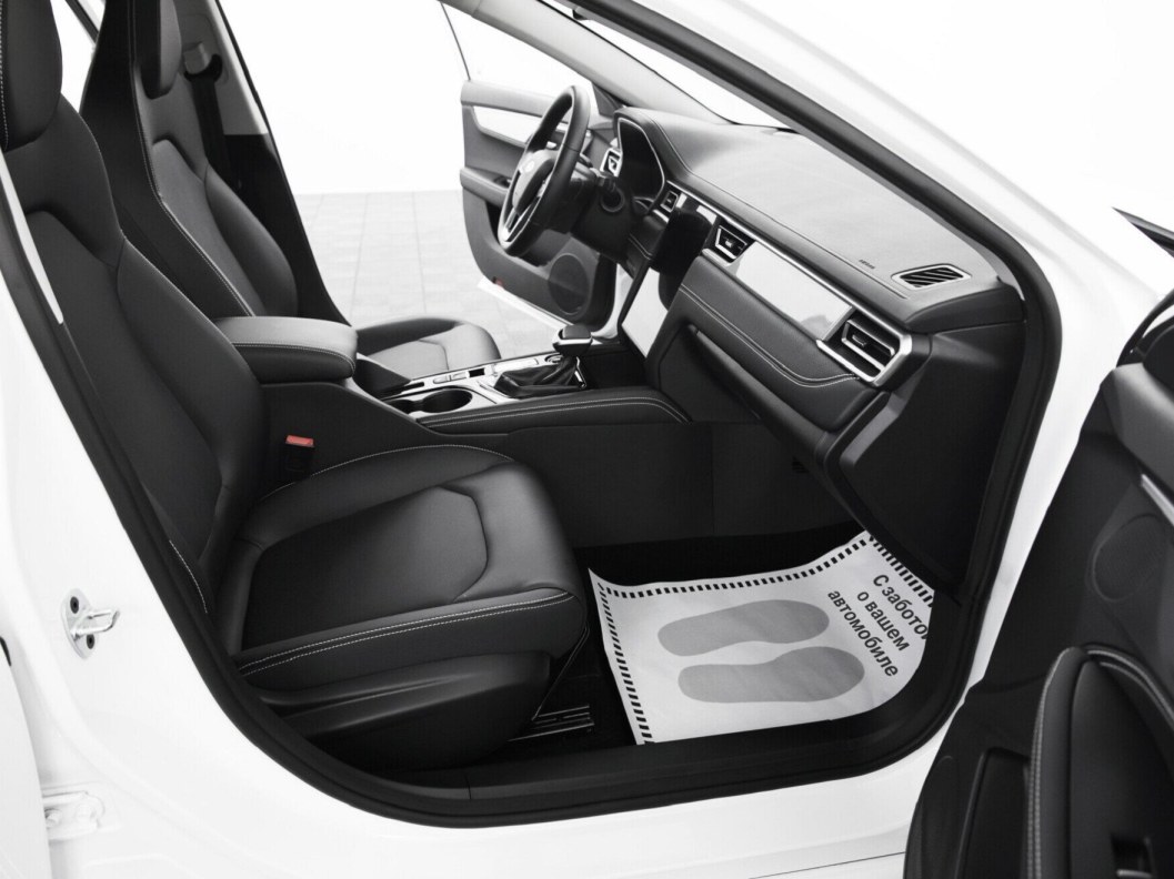 JAC J7 Luxury CVT, 2023 фото 10