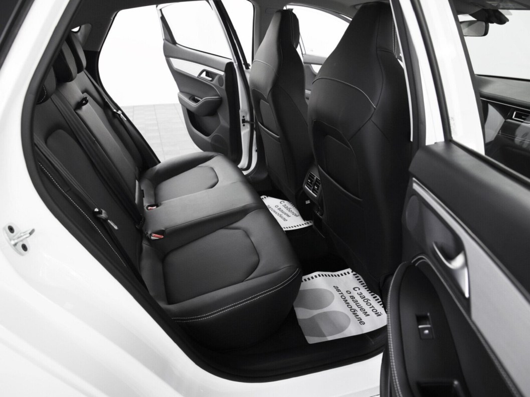 JAC J7 Luxury CVT, 2023 фото 11
