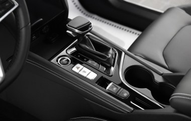 JAC J7 Luxury CVT, 2023 превью 13