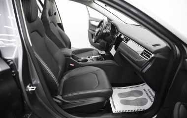 JAC J7 Luxury CVT, 2023 превью 11