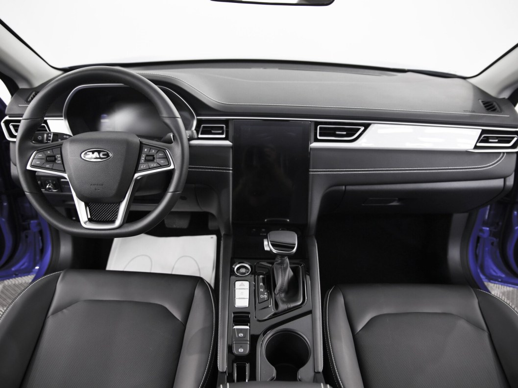 JAC J7 Luxury CVT, 2023 фото 9