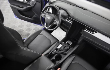 JAC J7 Luxury CVT, 2023 превью 11