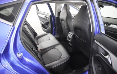 JAC J7 Luxury CVT, 2023 превью 12
