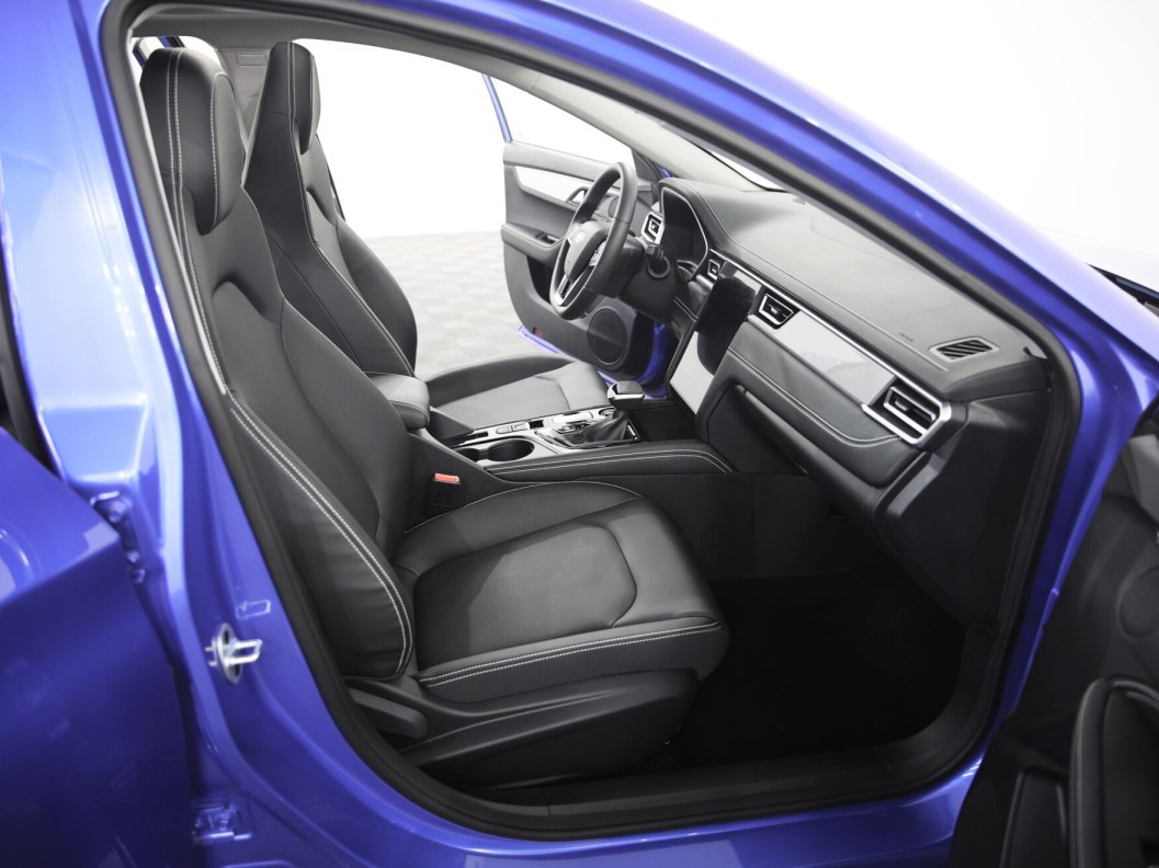 JAC J7 Luxury CVT, 2023 фото 13