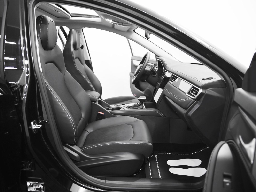 JAC J7 Luxury CVT, 2022 фото 11