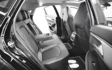 JAC J7 Luxury CVT, 2022 превью 13
