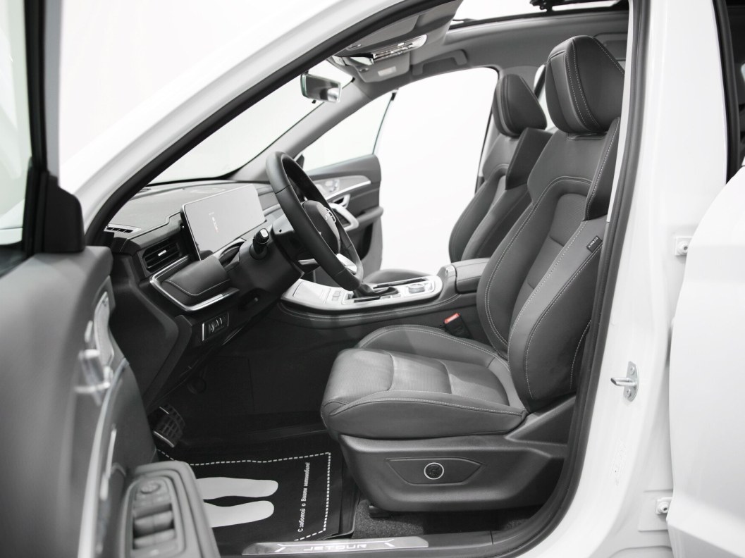 Jetour X70 PLUS Comfort DCT, 2023 фото 6