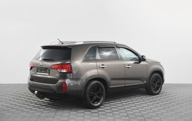 Kia Sorento Luxe 2.2 АКПП превью 2
