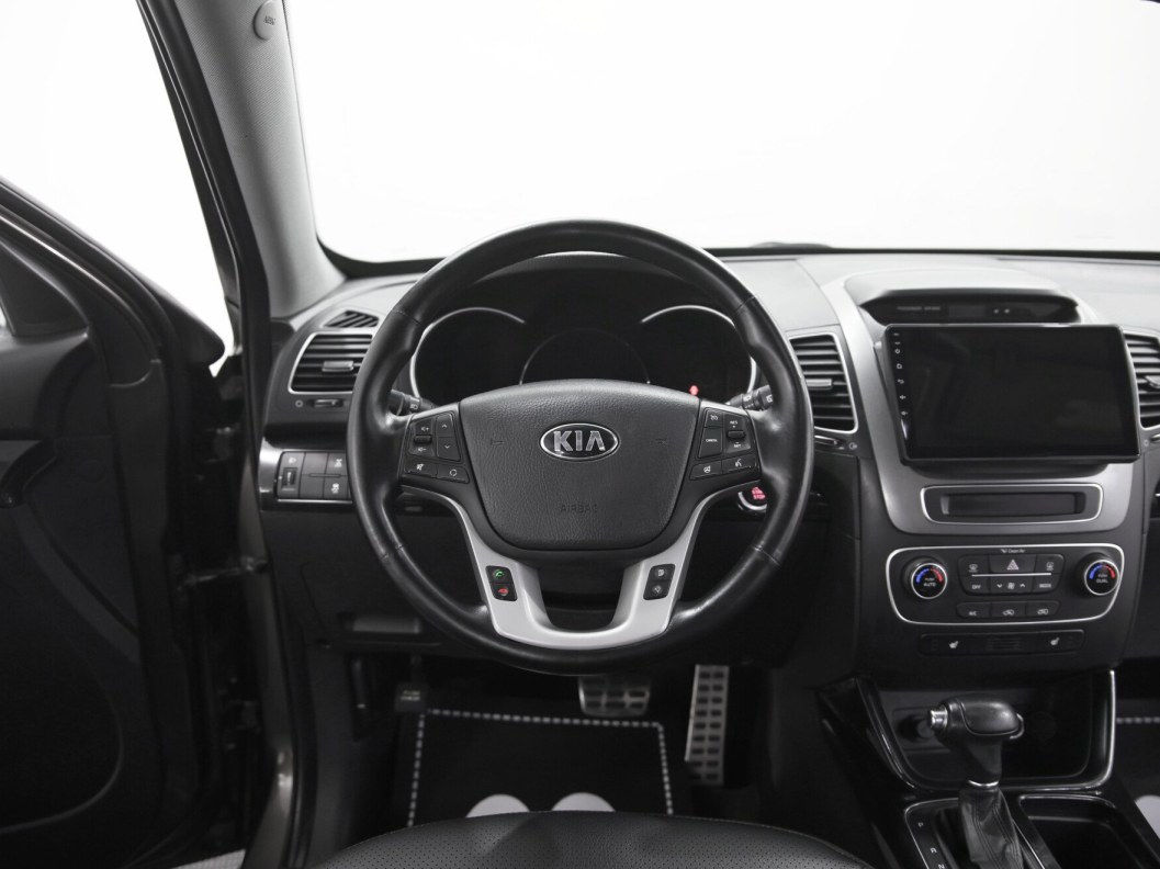 Kia Sorento Luxe 2.2 АКПП фото 8