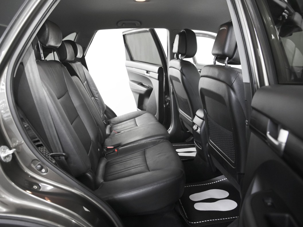 Kia Sorento Luxe 2.2 АКПП фото 12