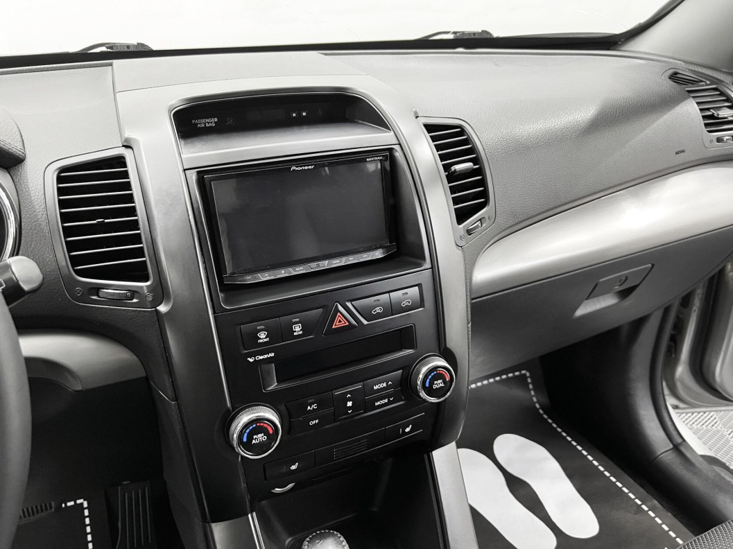 Kia Sorento Comfort 2.4 АКПП фото 9