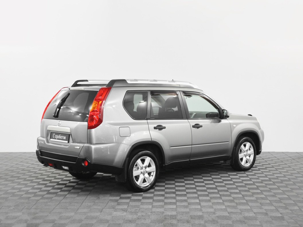 Nissan X-Trail 2.0 CVT фото 2