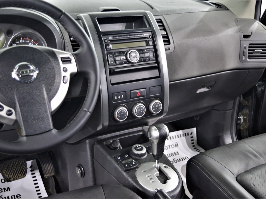 Nissan X-Trail 2.5 CVT фото 7