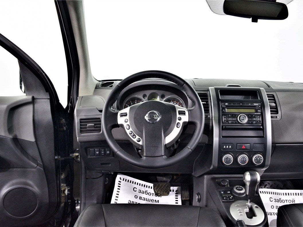 Nissan X-Trail 2.5 CVT фото 8