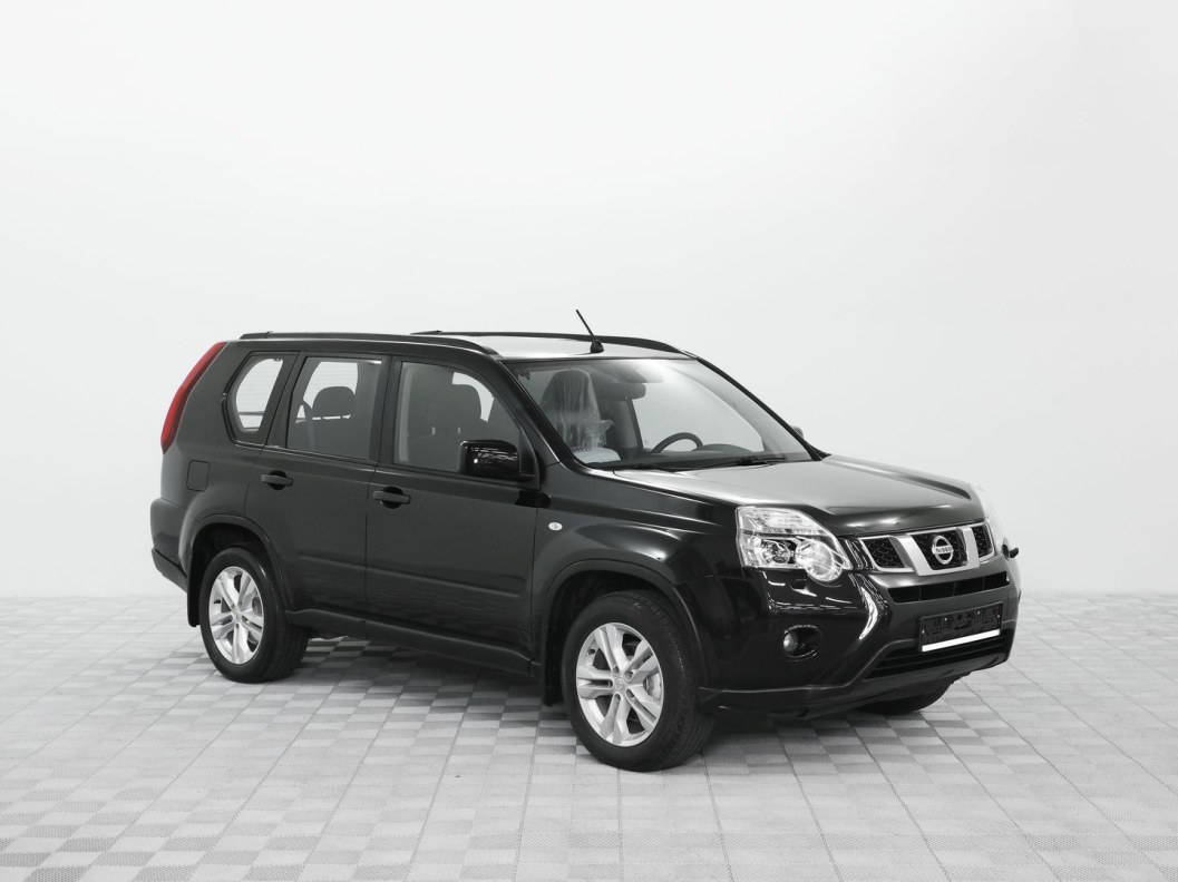 Nissan X-Trail 2.0 CVT фото 1