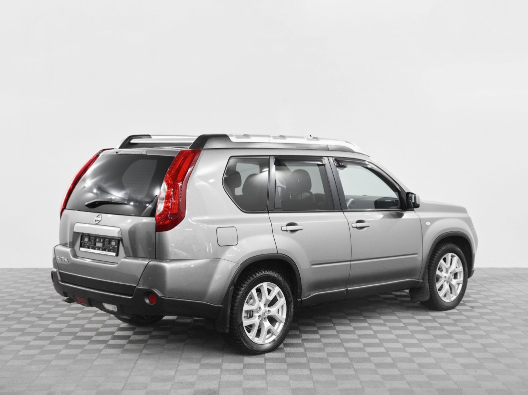 Nissan X-Trail 2.0 CVT фото 2