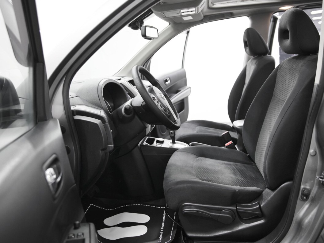 Nissan X-Trail 2.0 CVT фото 5