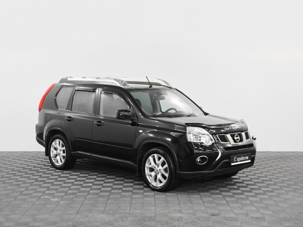 Nissan X-Trail 2.0 CVT фото 1
