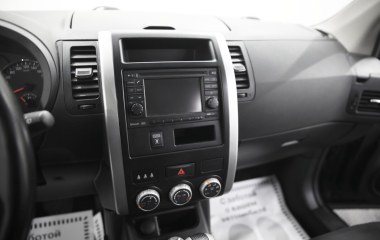Nissan X-Trail 2.5 CVT превью 9