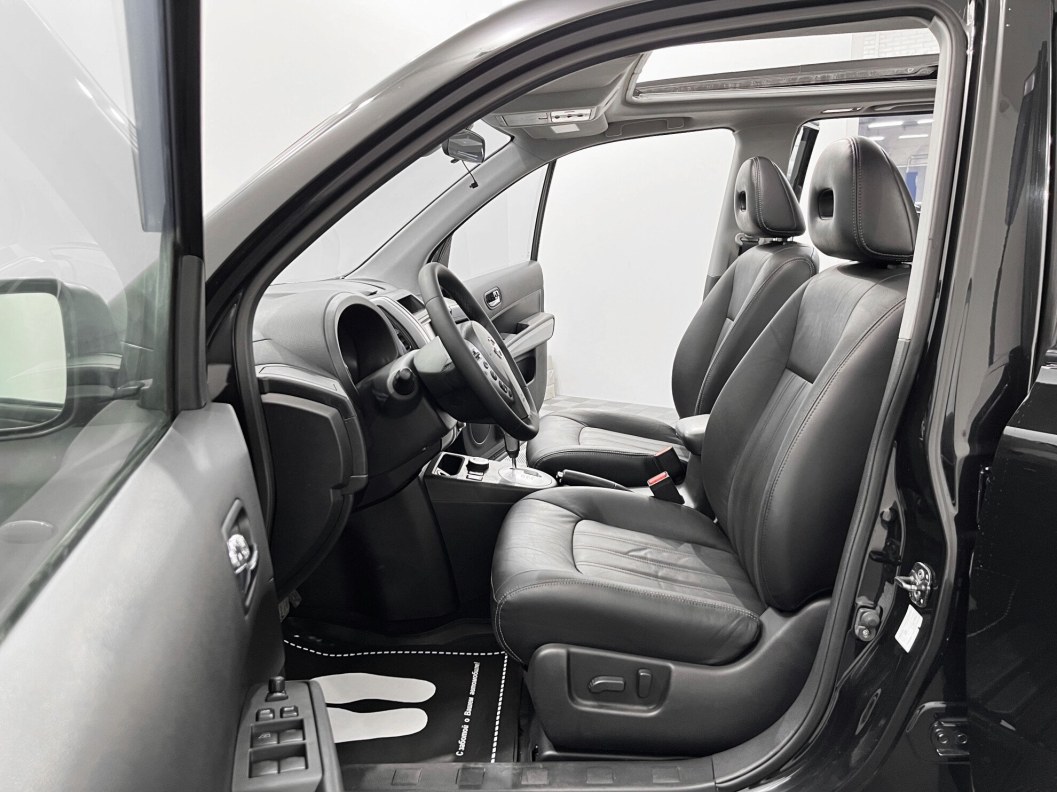 Nissan X-Trail SE 2.0 АКПП фото 5