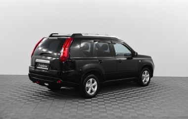 Nissan X-Trail 2.0 CVT превью 2