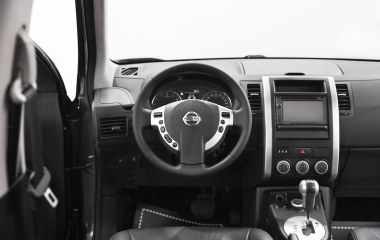 Nissan X-Trail 2.5 CVT превью 8