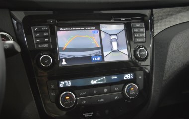 Nissan X-Trail 2.5 CVT превью 9