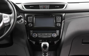 Nissan X-Trail 1.6 МКПП превью 9