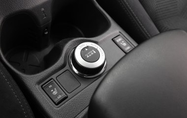 Nissan X-Trail 1.6 МКПП превью 10