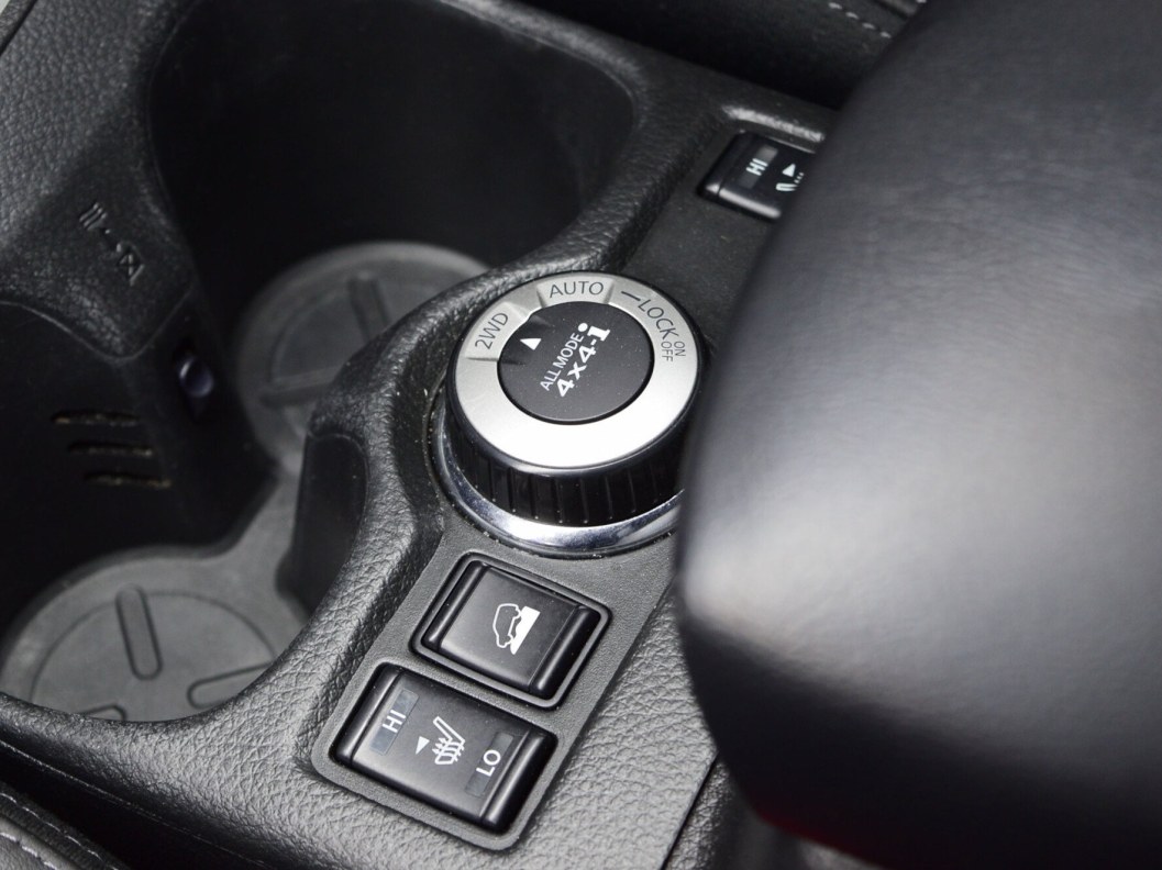 Nissan X-Trail 2.5 CVT фото 10
