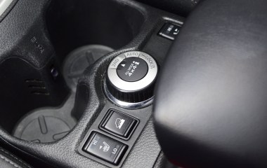 Nissan X-Trail 2.5 CVT превью 10