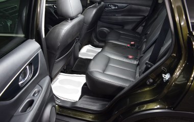 Nissan X-Trail 2.5 CVT превью 11