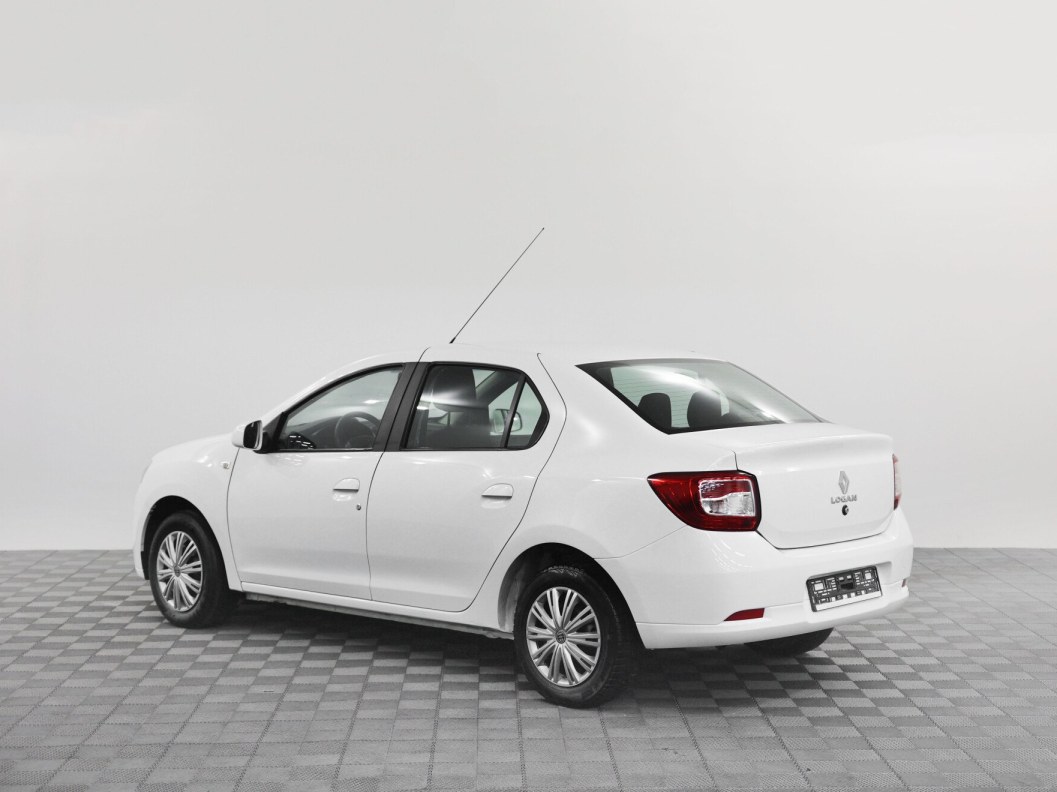 Renault Logan Life 1.6 АКПП фото 4
