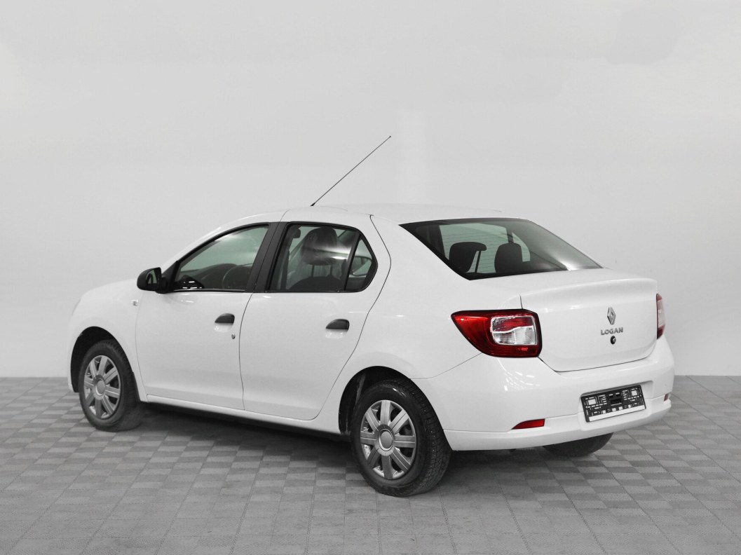 Renault Logan Life 1.6 АКПП фото 4